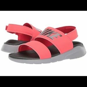 nike tanjun sandals pink